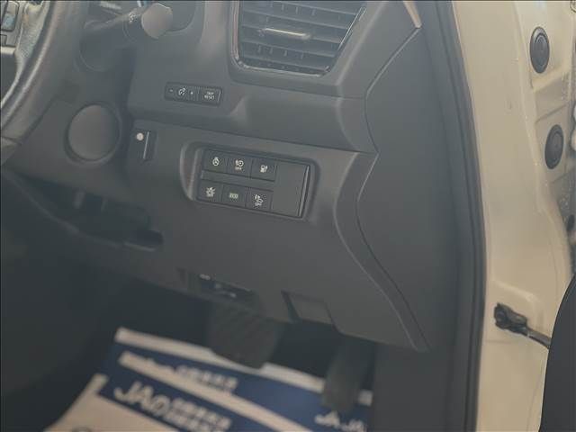 NISSAN LEAF 2019 Image 31