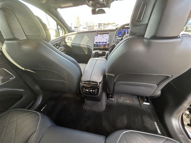 MERCEDES BENZ EQS SU 2023 Image 31