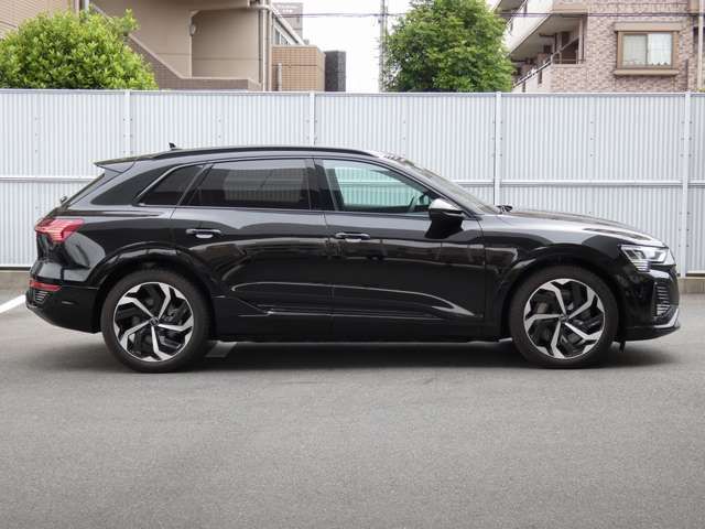 AUDI Q8 E-TRON 2023 Image 31