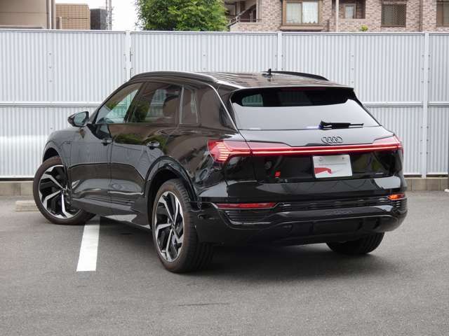 AUDI Q8 E-TRON 2023 Image 31