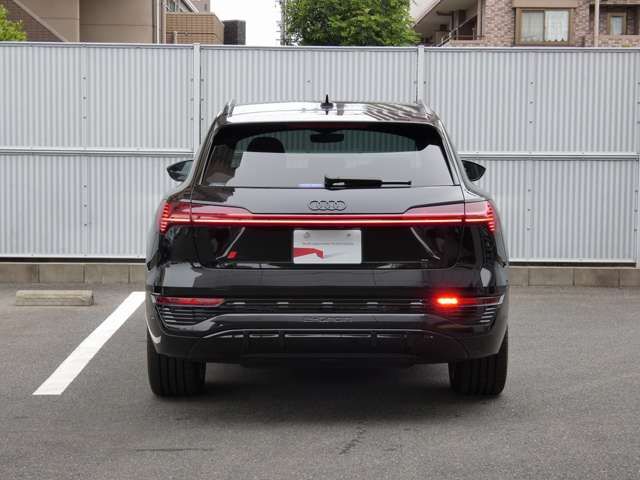AUDI Q8 E-TRON 2023 Image 31