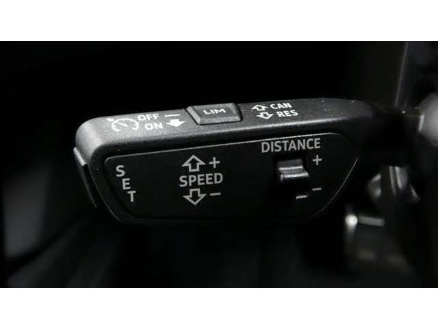 AUDI Q8 E-TRON 2023 Image 31