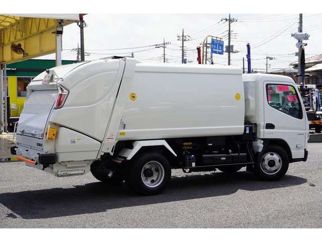 MITSUBISHI CANTER 2024 Image 31