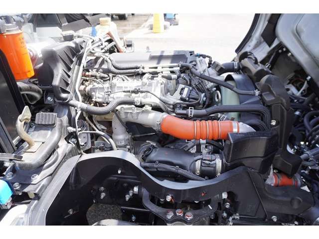 MITSUBISHI CANTER 2024 Image 31