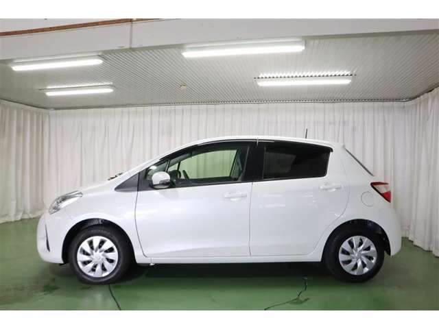 TOYOTA VITZ 2019 Image 31