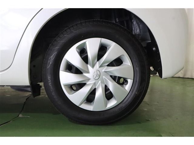 TOYOTA VITZ 2019 Image 31