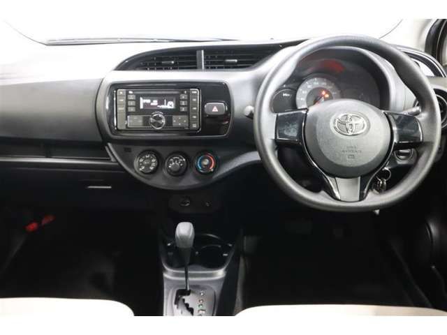 TOYOTA VITZ 2019 Image 31