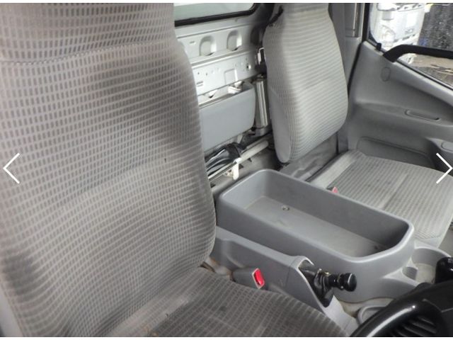 HINO DUTRO 2015 Image 31