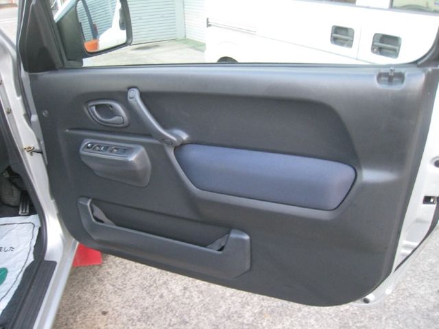 SUZUKI JIMNY 4WD 2002 Image 31