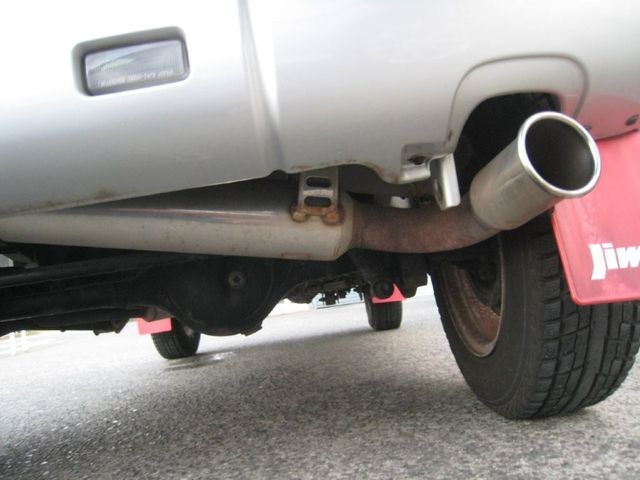 SUZUKI JIMNY 4WD 2002 Image 31