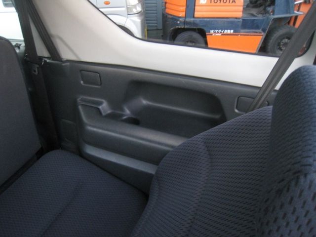 SUZUKI JIMNY 4WD 2002 Image 31