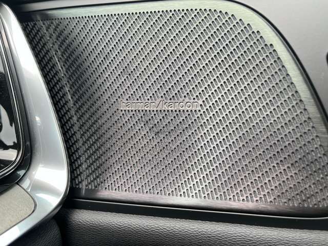 VOLVO V60 2022 Image 31