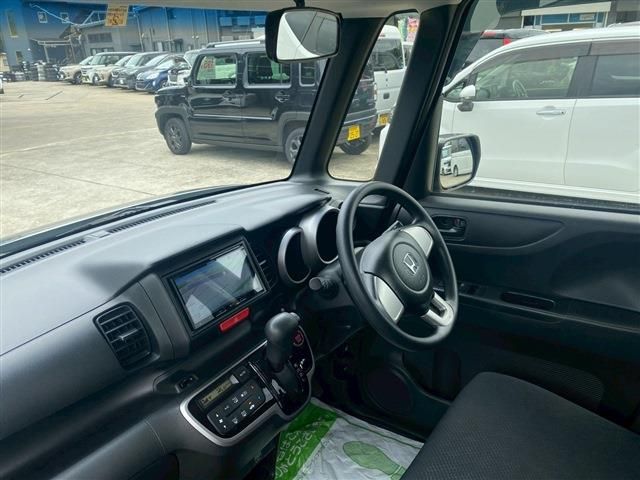 HONDA N BOX CUSTOM 2014 Image 31