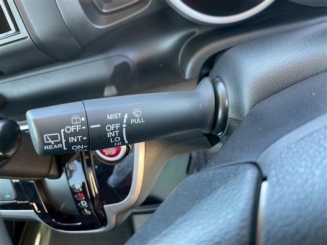 HONDA N BOX CUSTOM 2014 Image 31