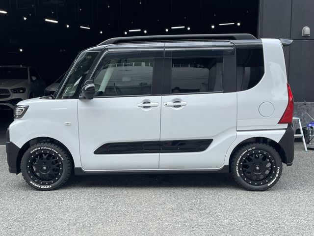 DAIHATSU TANTO FAN CROSS 4WD 2023 Image 31