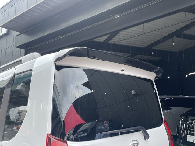 DAIHATSU TANTO FAN CROSS 4WD 2023 Image 31