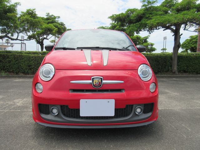 FIAT ABARTH 695 2011 Image 31