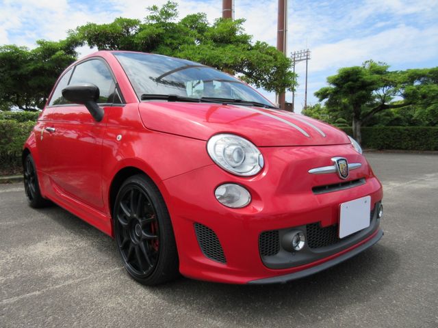 FIAT ABARTH 695 2011 Image 31