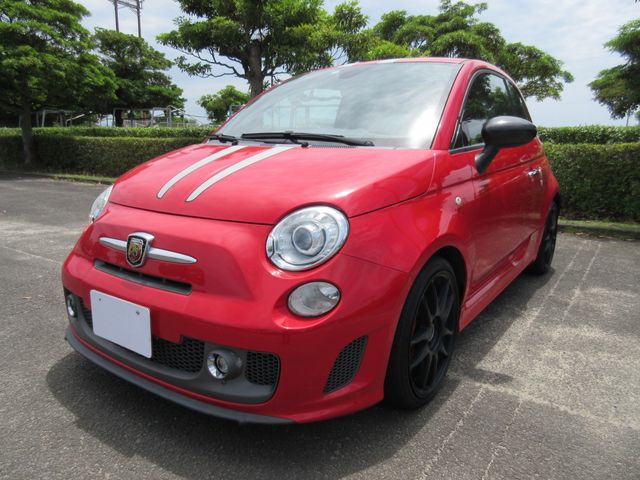 FIAT ABARTH 695 2011 Image 31