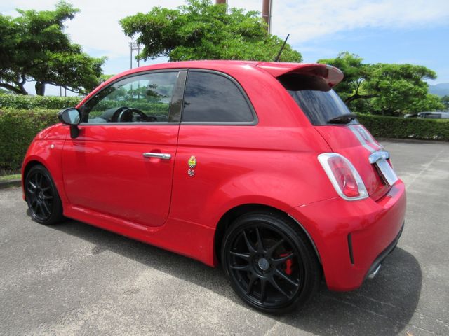 FIAT ABARTH 695 2011 Image 31