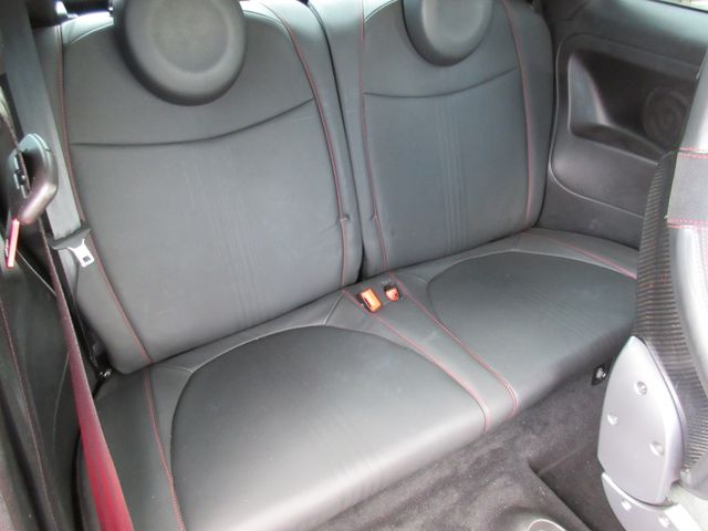 FIAT ABARTH 695 2011 Image 31