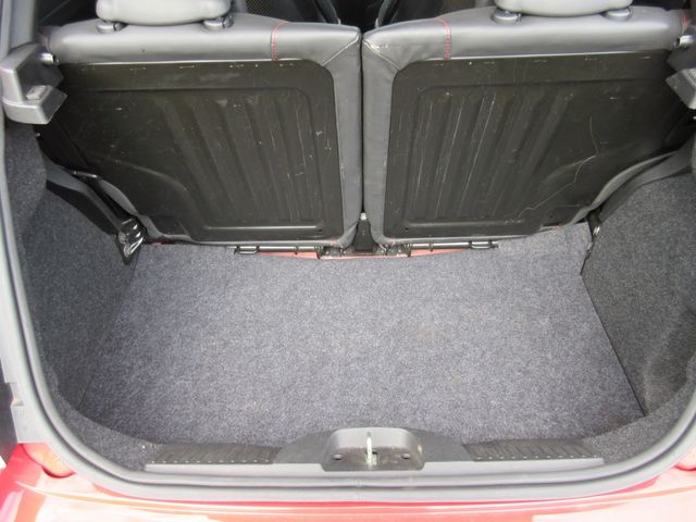 FIAT ABARTH 695 2011 Image 31