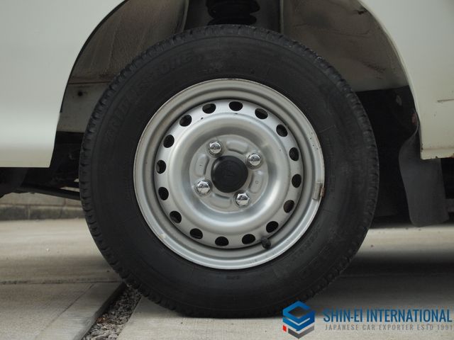 DAIHATSU HIJET TRUCK 4WD 1999 Image 31