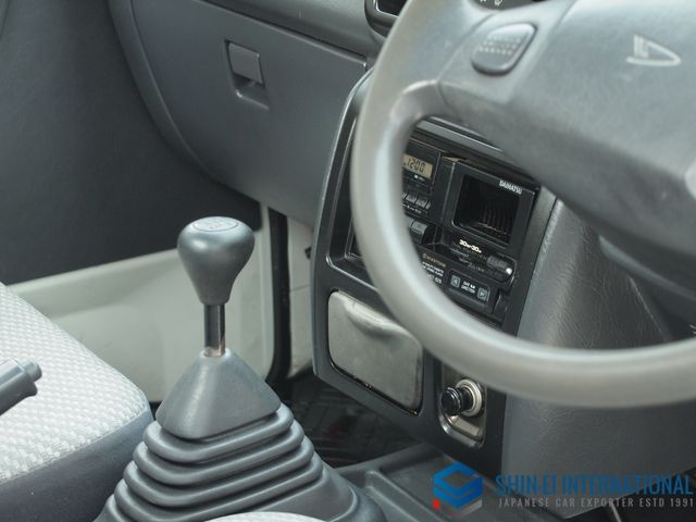 DAIHATSU HIJET TRUCK 4WD 1999 Image 31