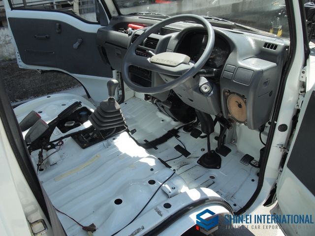 SUBARU SAMBAR TRUCK 4WD 1994 Image 31