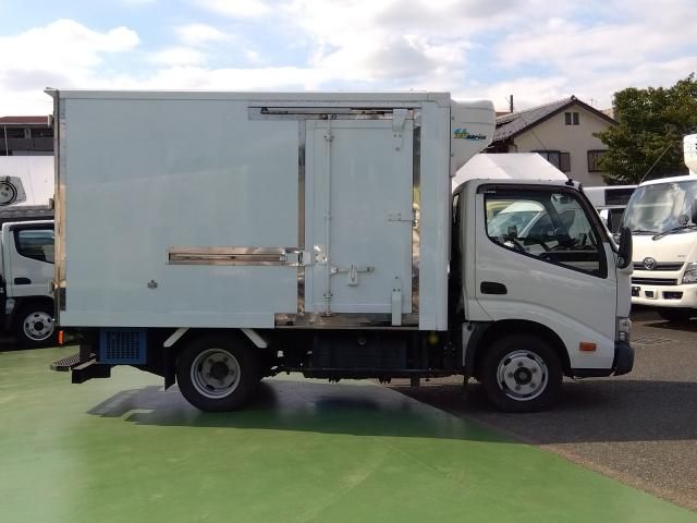 HINO DUTRO 2018 Image 31