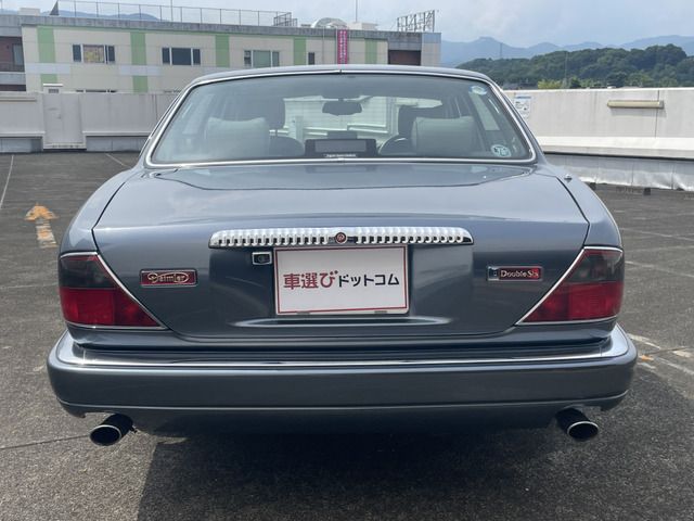 DAIMLER  1995 Image 31