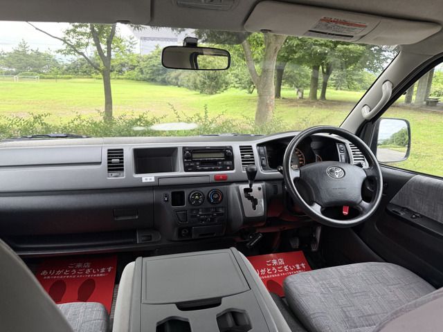 TOYOTA HIACE COMMUTER 4WD 2007 Image 31