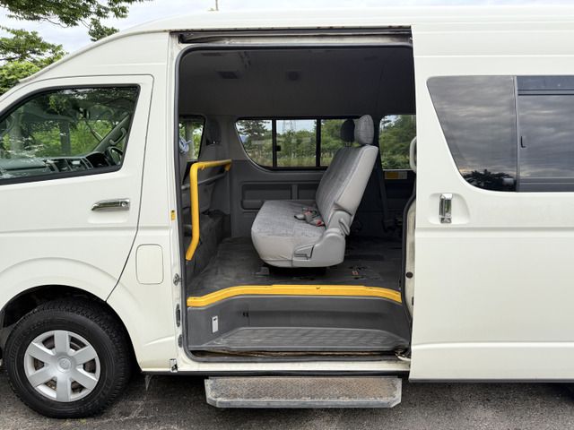 TOYOTA HIACE COMMUTER 4WD 2007 Image 31