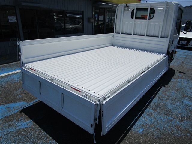 NISSAN ATLAS 2018 Image 31