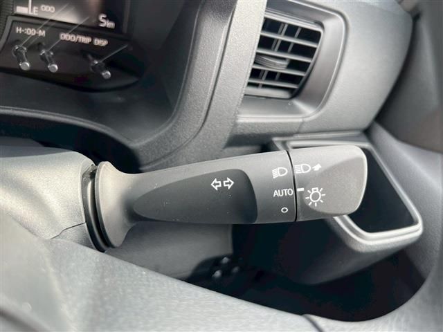 DAIHATSU HIJET CARGO 2024 Image 31