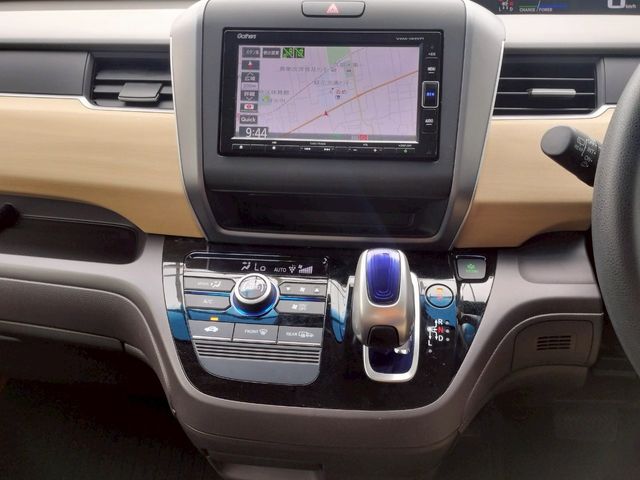 HONDA FREED HYBRID 2018 Image 31