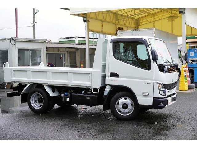 MITSUBISHI CANTER 2024 Image 31