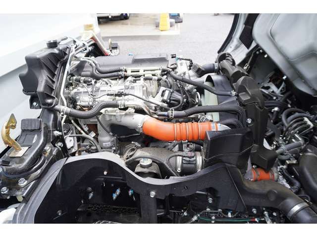 MITSUBISHI CANTER 2024 Image 31