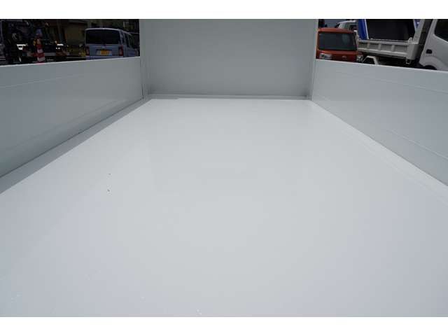 MITSUBISHI CANTER 2024 Image 31