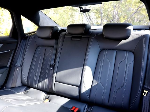 AUDI A6 2021 Image 31
