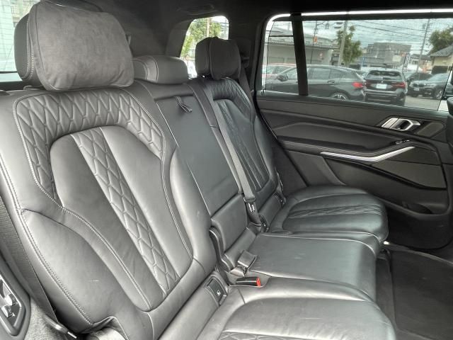 BMW X7 2019 Image 31