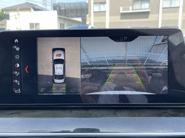 BMW 5SERIES SEDAN 2018 Image 31