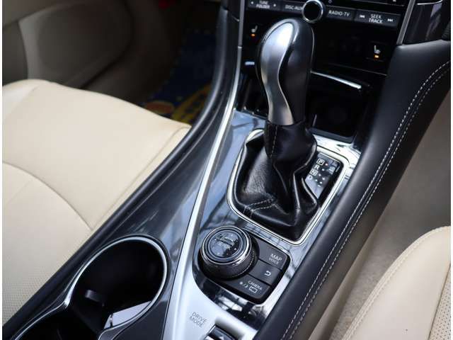 NISSAN SKYLINE HYBRID 2013 Image 31