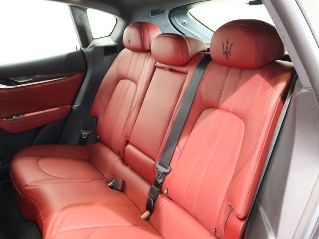 MASERATI LEVANTE 2022 Image 31