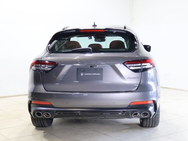 MASERATI LEVANTE 2022 Image 31