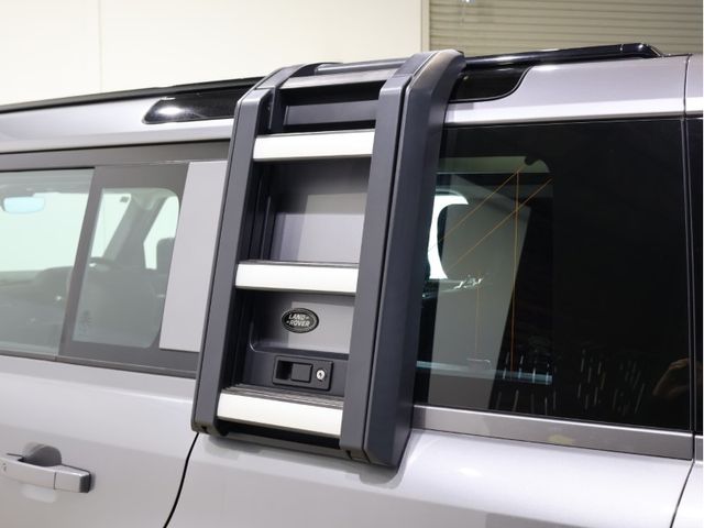 ROVER DEFENDER 2020 Image 31