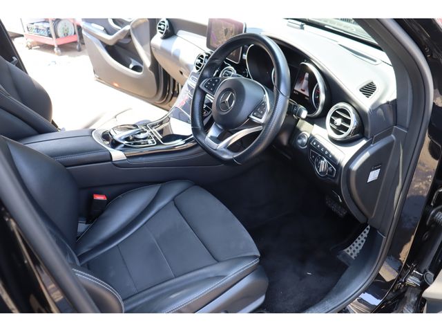MERCEDES BENZ GLC CL 2018 Image 31