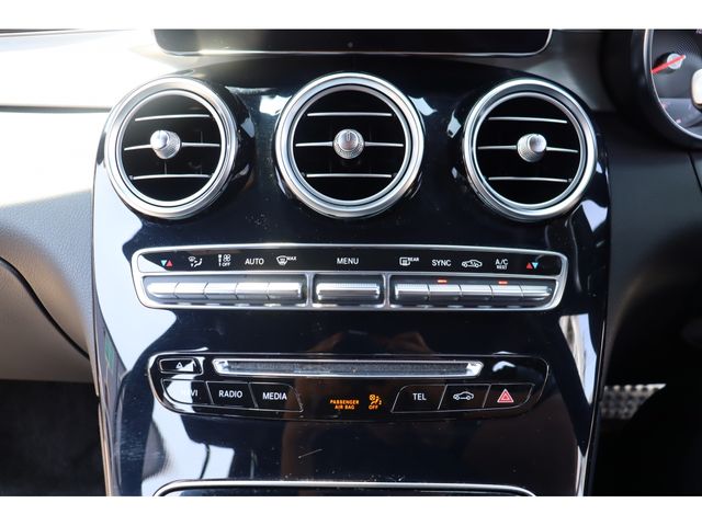 MERCEDES BENZ GLC CL 2018 Image 31