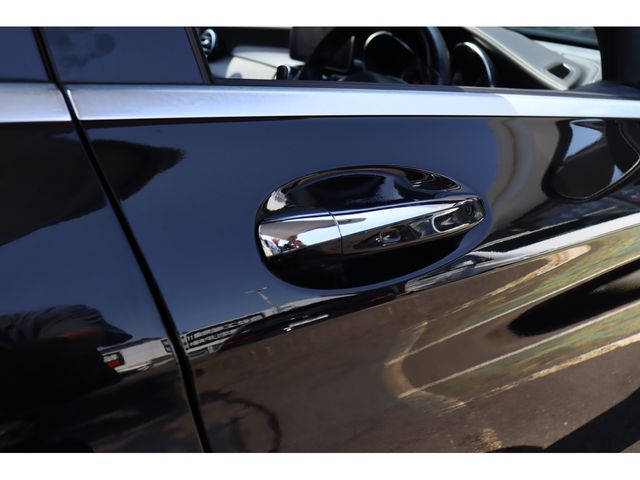 MERCEDES BENZ GLC CL 2018 Image 31