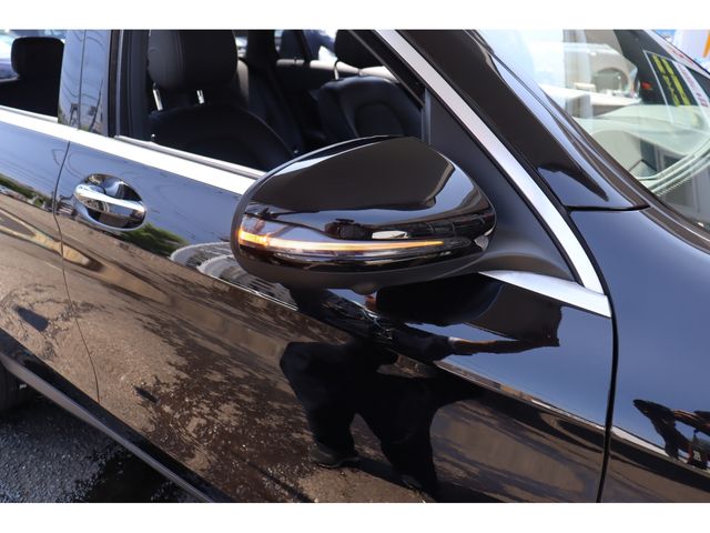 MERCEDES BENZ GLC CL 2018 Image 31